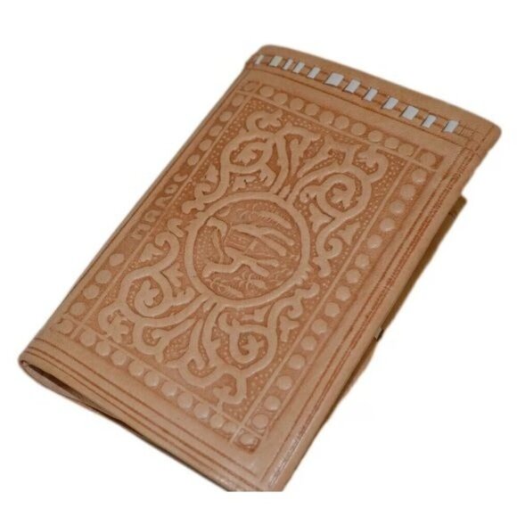 Treasures Of Morocco Wallet Leather Genuine carved Bi-fold Handmade Unisex Beige - Picture 1 of 7